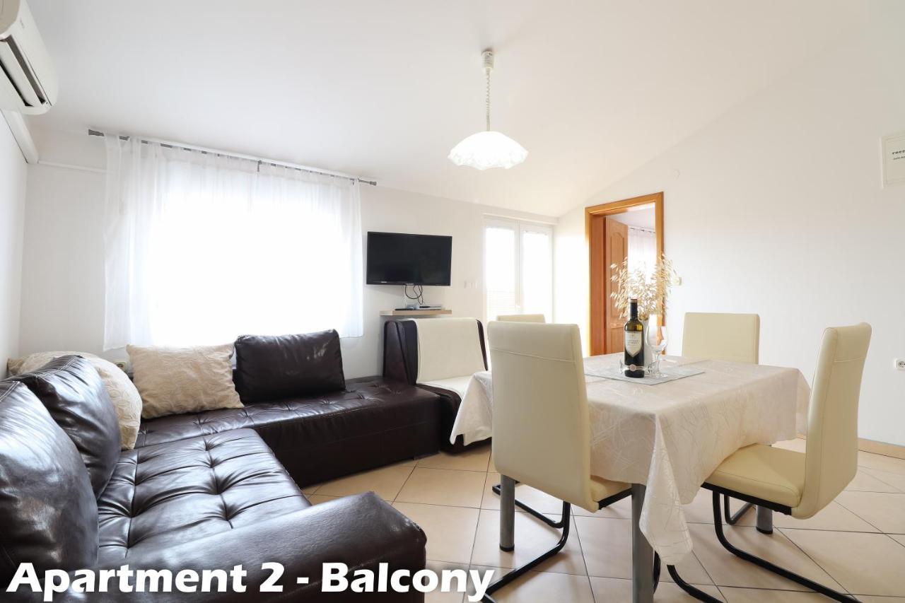 ורסאר Apartments Juric מראה חיצוני תמונה