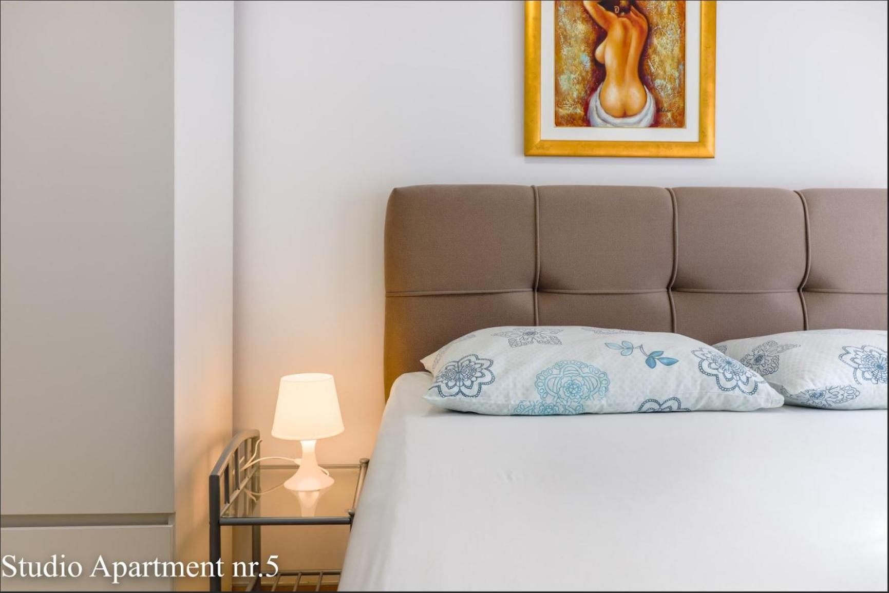 ורסאר Apartments Juric מראה חיצוני תמונה