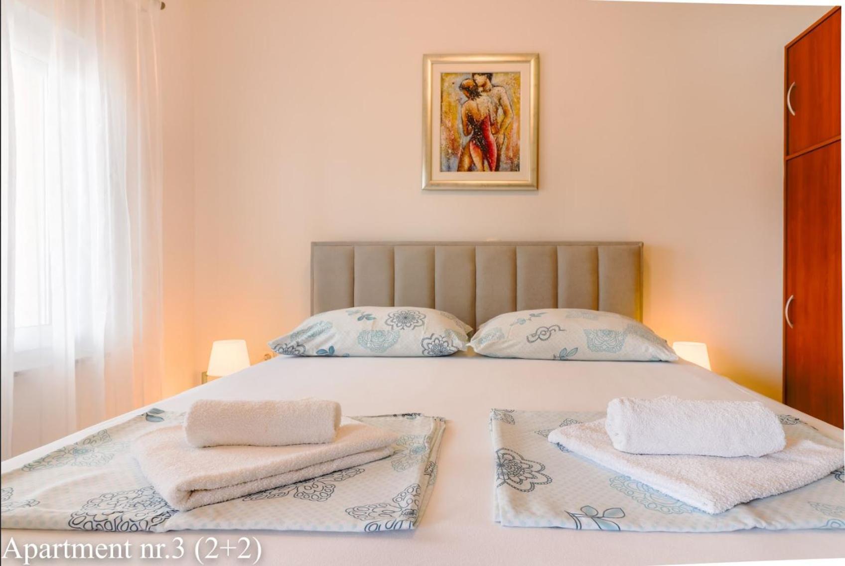 ורסאר Apartments Juric מראה חיצוני תמונה