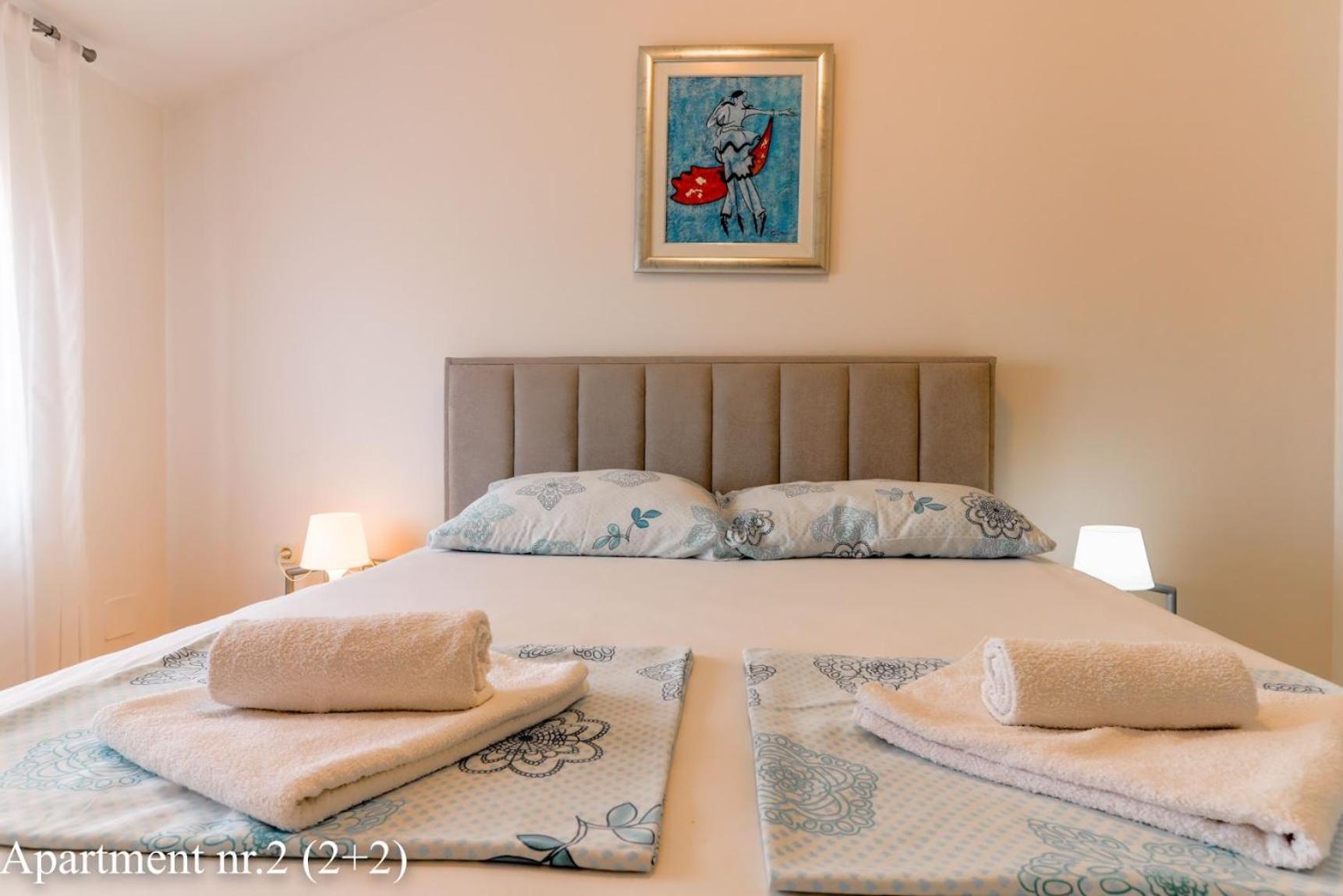 ורסאר Apartments Juric מראה חיצוני תמונה