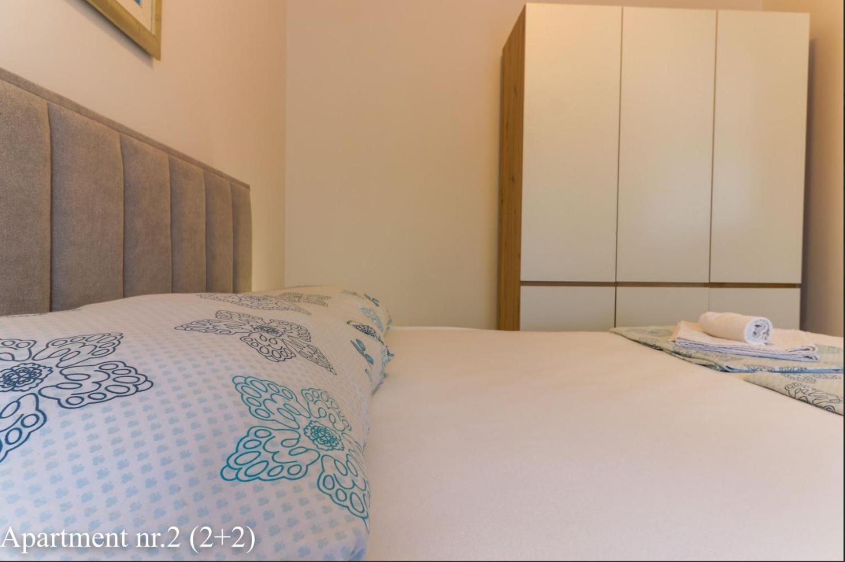 ורסאר Apartments Juric מראה חיצוני תמונה