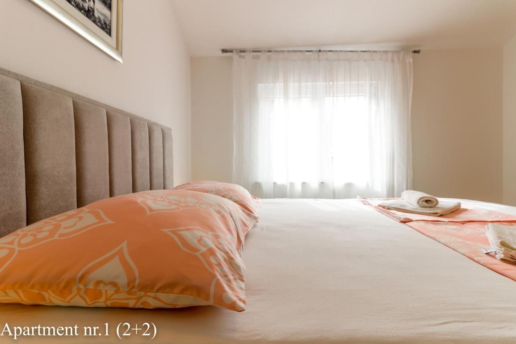 ורסאר Apartments Juric מראה חיצוני תמונה