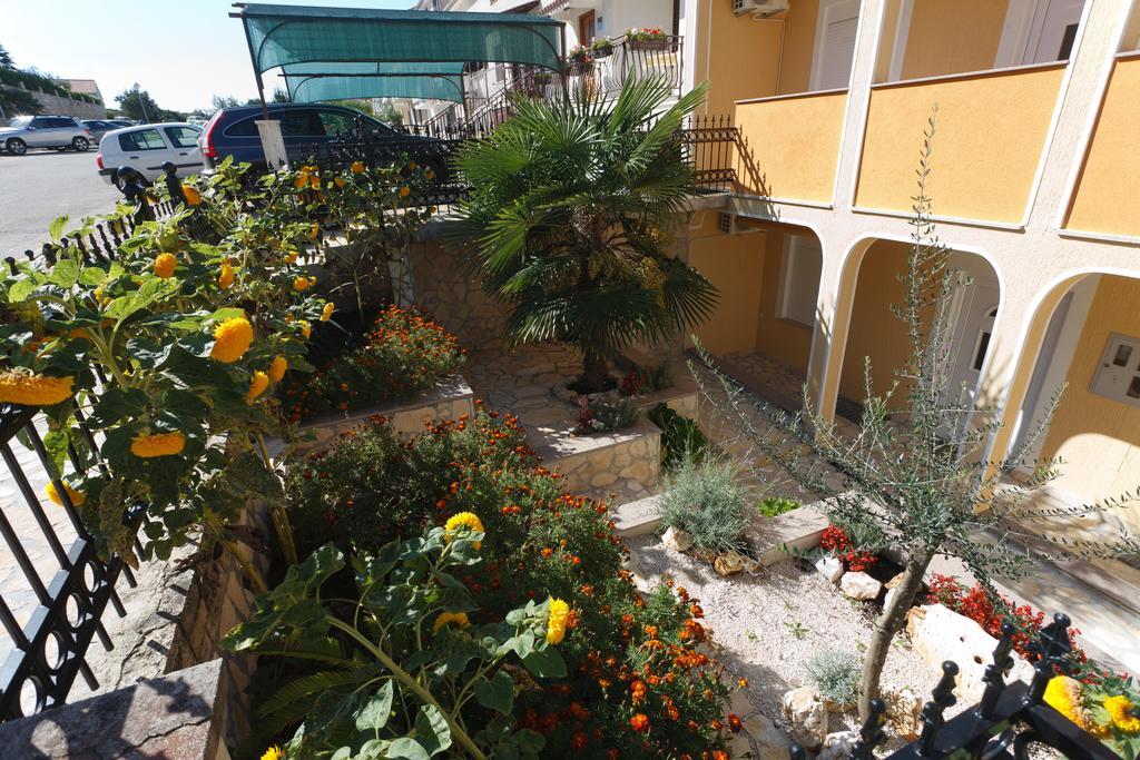 ורסאר Apartments Juric מראה חיצוני תמונה